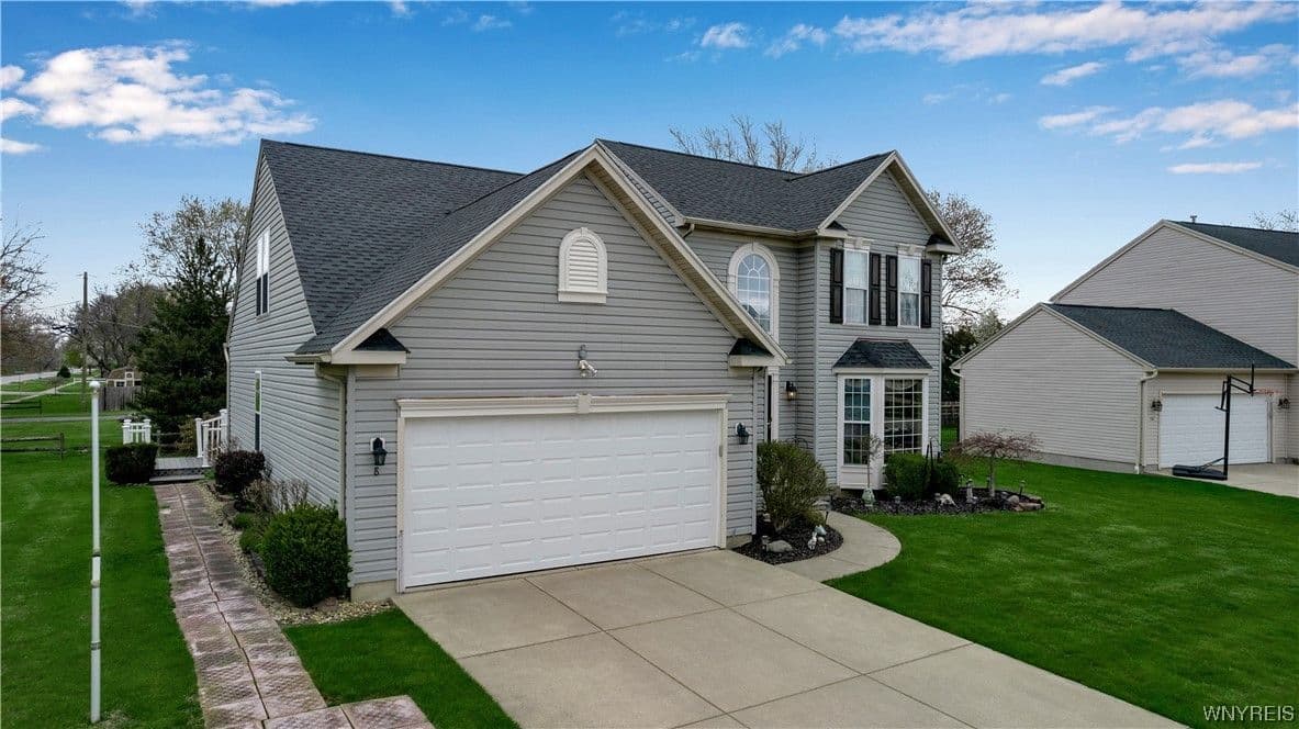 8 Daisy Lane, Amherst, NY 14228 - Image 2