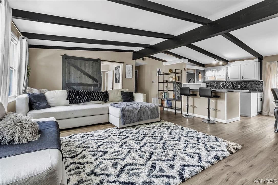 8 Riverdale Drive, Grand Island, NY 14072 - Image 2