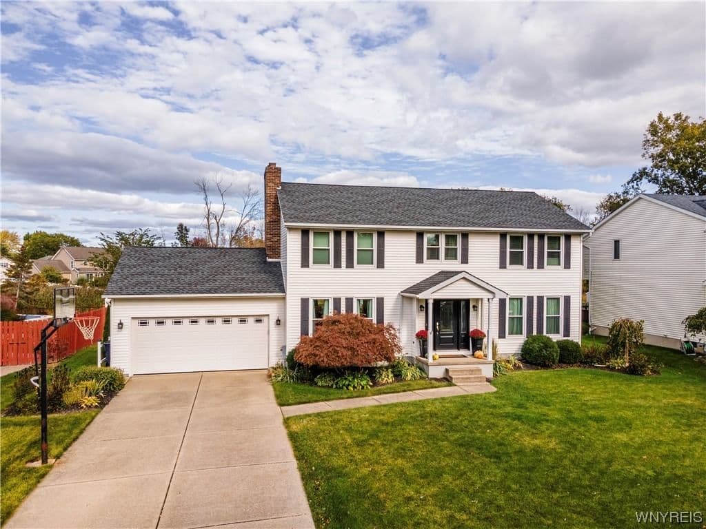 321 Cardinal Lane, Grand Island, NY 14072 - Image 2