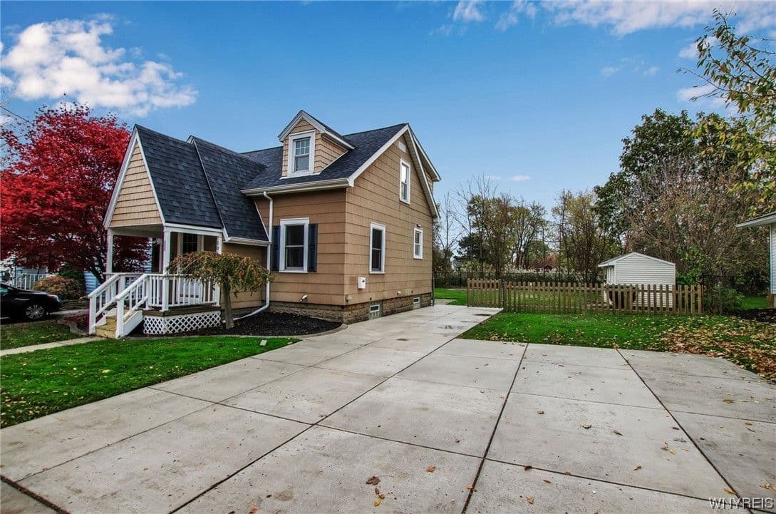105 Tindle Avenue, West Seneca, NY 14224 - Image 2