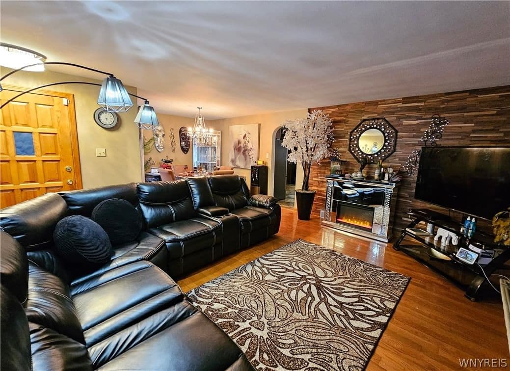 4 Anna Court, Cheektowaga, NY 14225 - Image 2