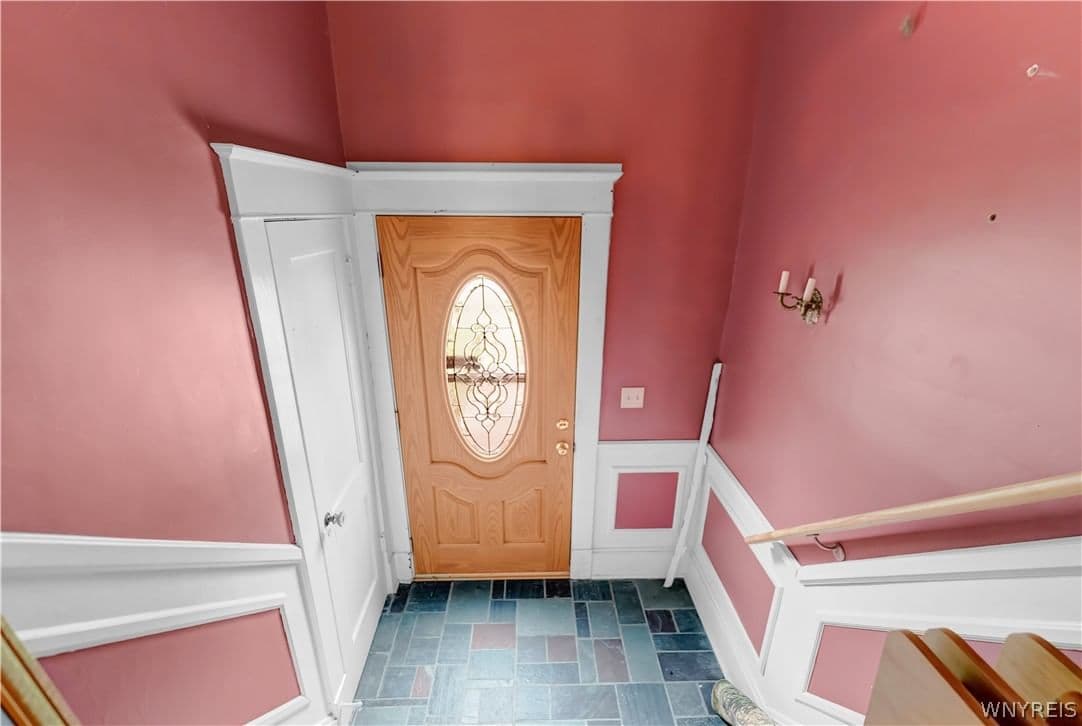 88 Girard Boulevard, Tonawanda-Town, NY 14217 - Image 2