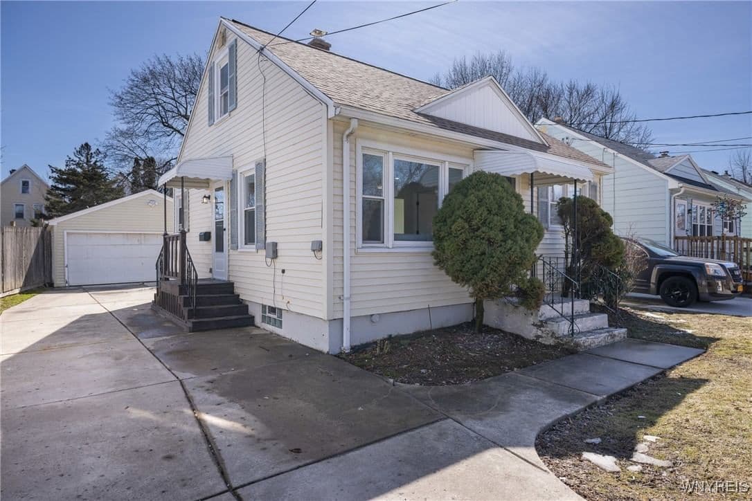 51 Riverview Place, Buffalo, NY 14210 - Image 2