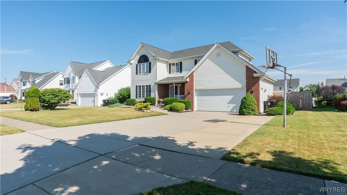 29 Katelyn Lane, Lancaster, NY 14086 - Image 2