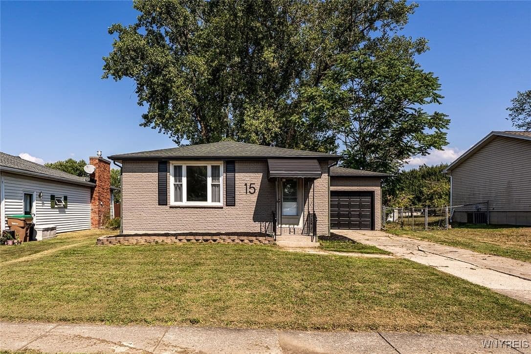 Property 15 Wyndmoor Court, Cheektowaga, NY 14043