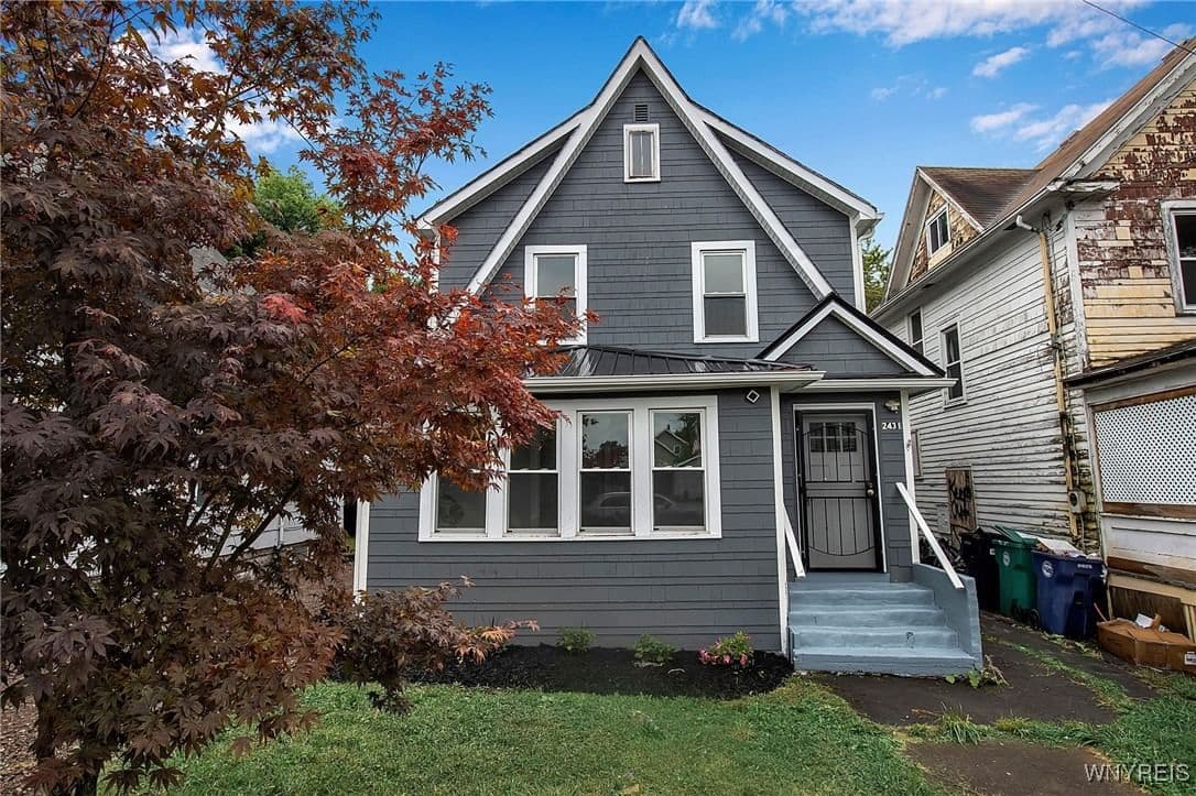 Property 2431 Ontario Avenue, Niagara Falls, NY 14305