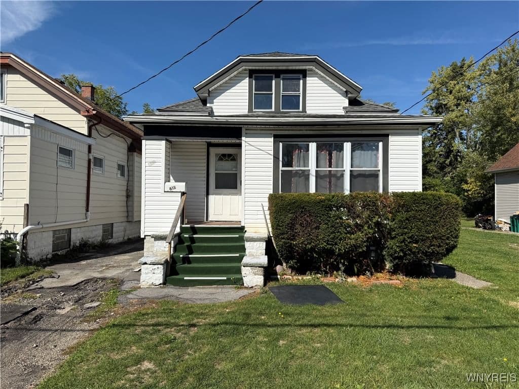 618 Lasalle Avenue, Buffalo, NY 14215 - Image 1