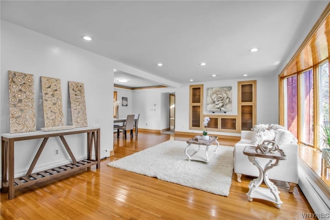 385 Ruskin Road, Amherst, NY 14226 - Image 2