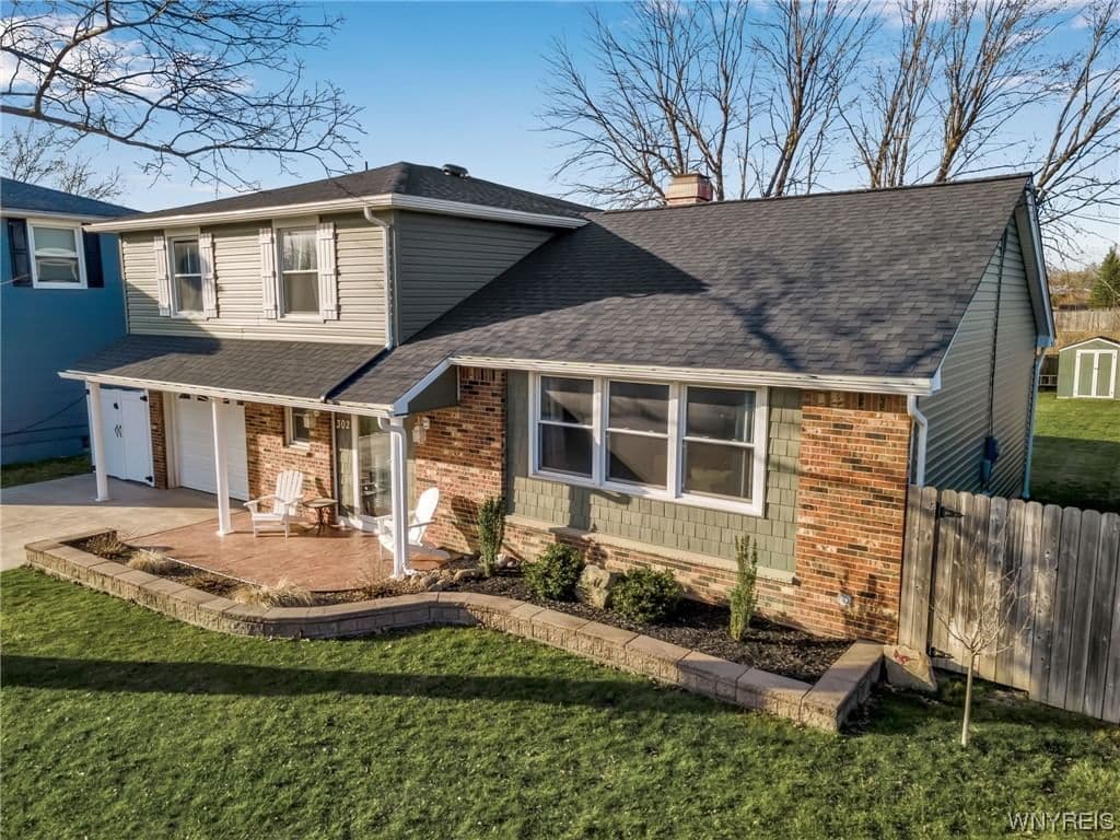 302 Columbia Avenue, Lancaster, NY 14043 - Image 2