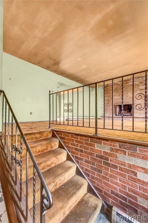 4373 Abbott Parkway, Hamburg, NY 14219 - Image 2