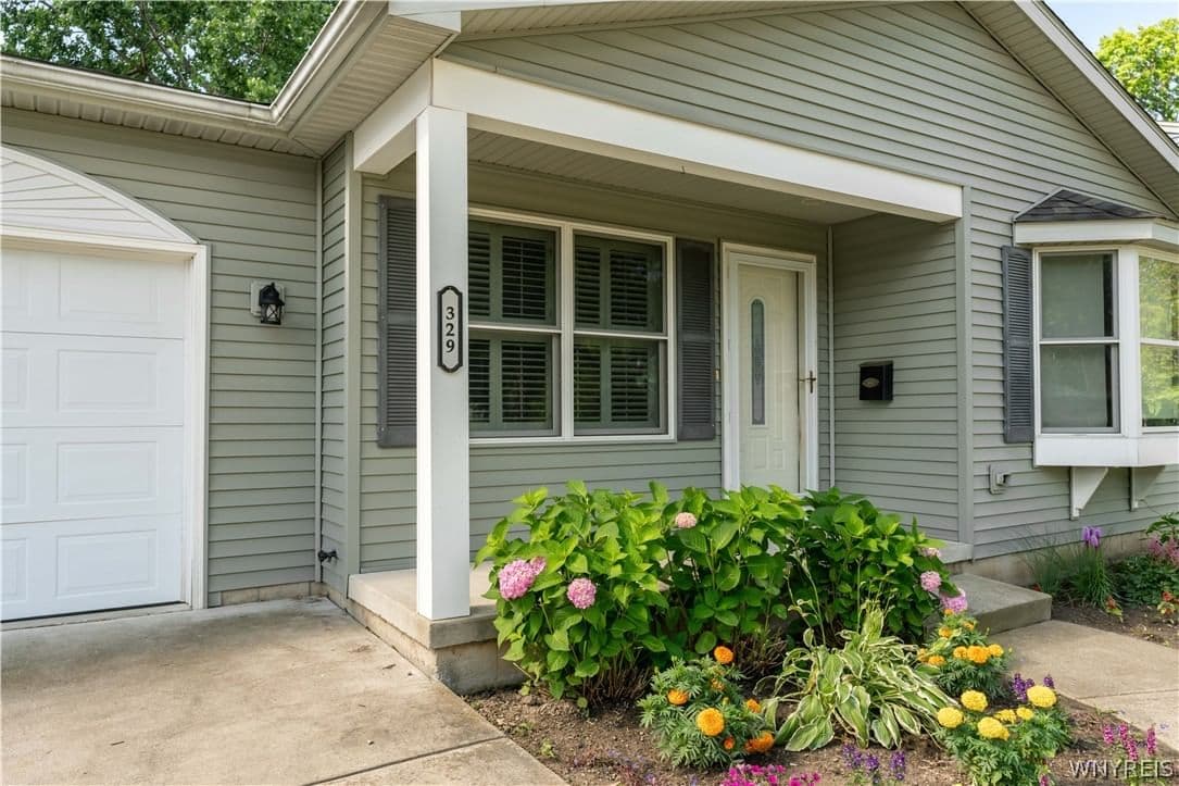 329 Woodland Drive, Tonawanda-Town, NY 14223 - Image 2