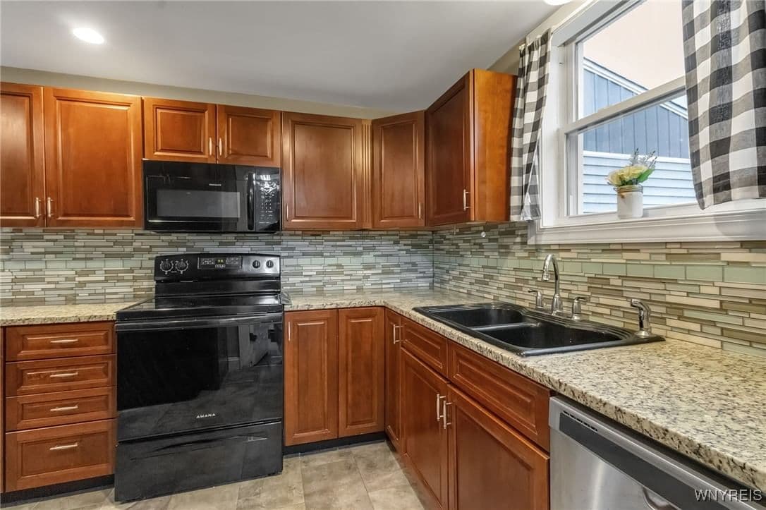 61 4th Avenue, Lancaster, NY 14086 - Image 2