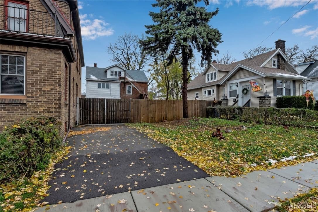 16 Drexel Road, Buffalo, NY 14214 - Image 2