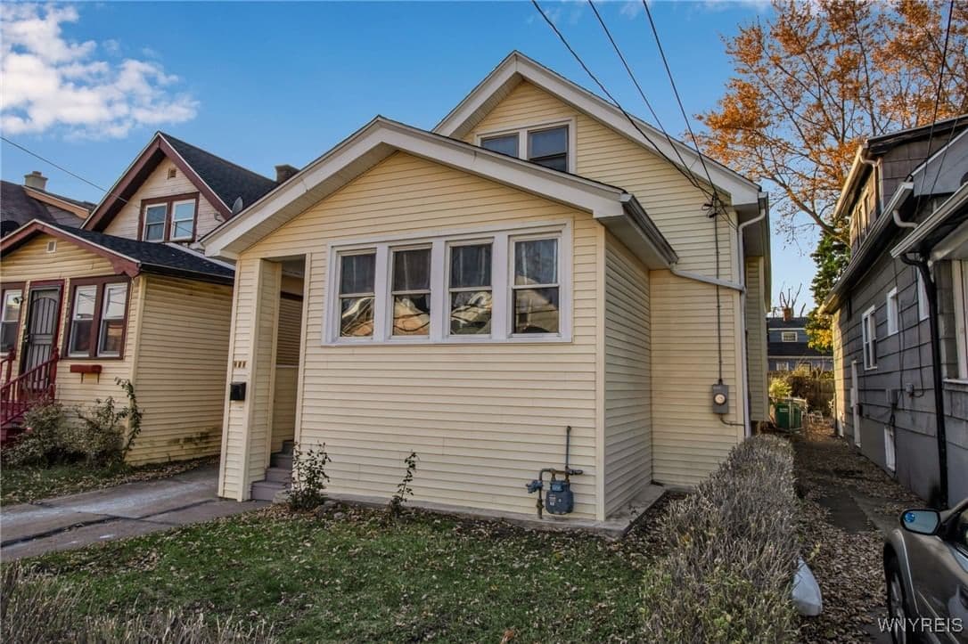 212 Roslyn Street, Buffalo, NY 14215 - Image 2